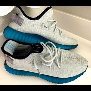 YEEZY 350 V2 Boost Shoes custom color Sz 11